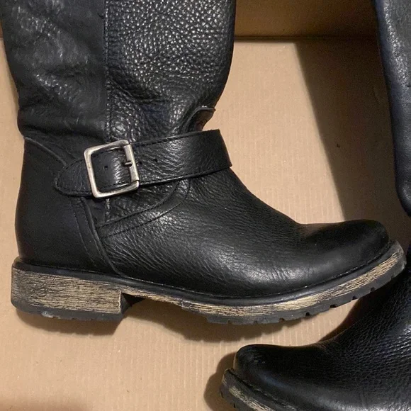 Steve Madden Black Leather Fairmont Boot Size 7.5.  Great Condition. See pics. - Picture 12 of 15